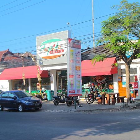 Villa Damai Jimbaran Oda fotoğraf