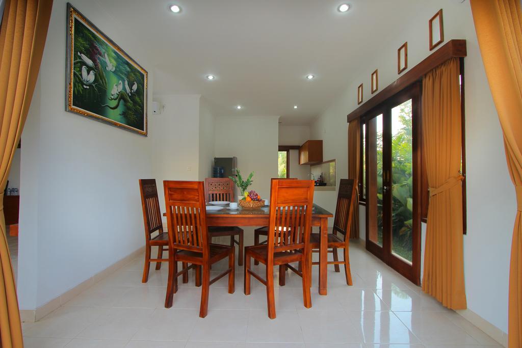 Villa Damai Jimbaran Oda fotoğraf